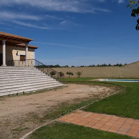 Chalet Rocal بيت للعطل *